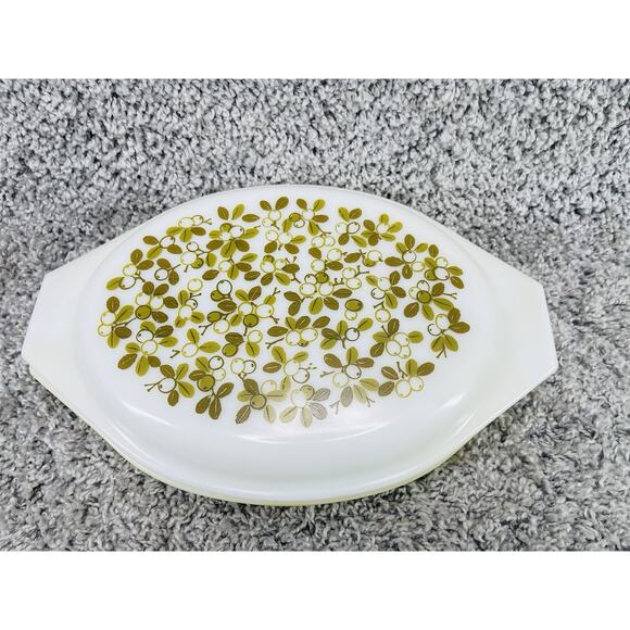 Vintage Pyrex Verde Green Olive Divided Split Casserole Dish with Lid 1.5 Qt - Picture 2 of 10
